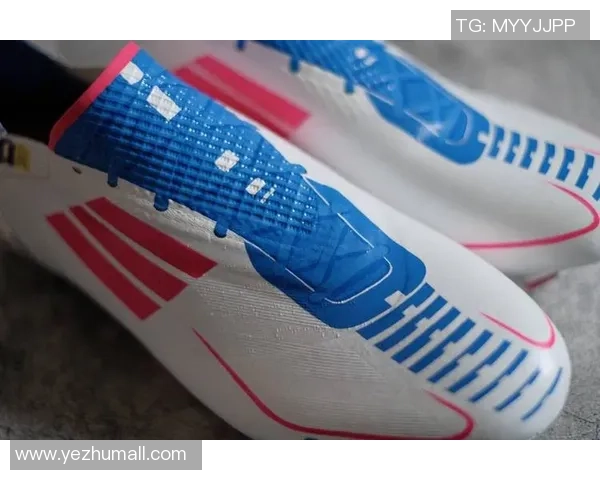 定制足球鞋助力球星表现 卓越脚下功夫与个性风采的完美结合