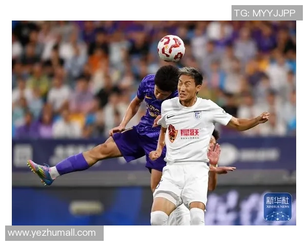 足球明星的赛场魅力与个人风采特写分析展现辉煌与奋斗的背后故事